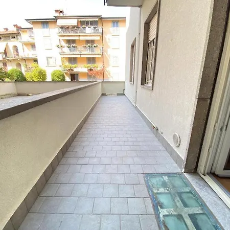 Fabe Al Piano Terra Nel Cuore Di * Bergamo