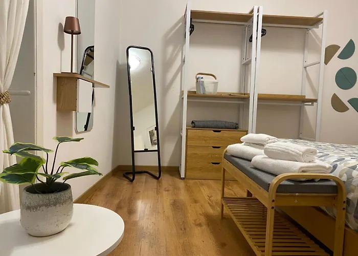 Fabe Al Piano Terra Nel Cuore Di * ベルガモ